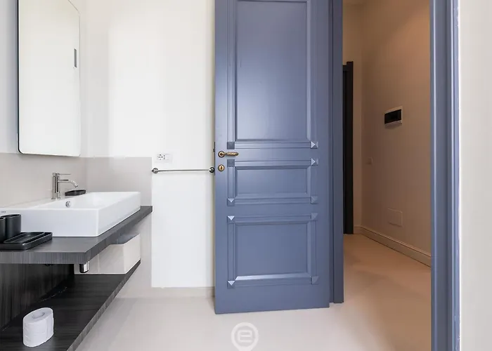 ゲストハウス Verso カリアリ